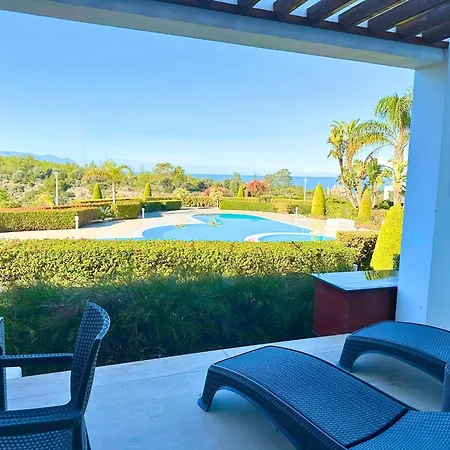 Apartment Modern Poolside In Sun Valley Agios Georgios (Girne)